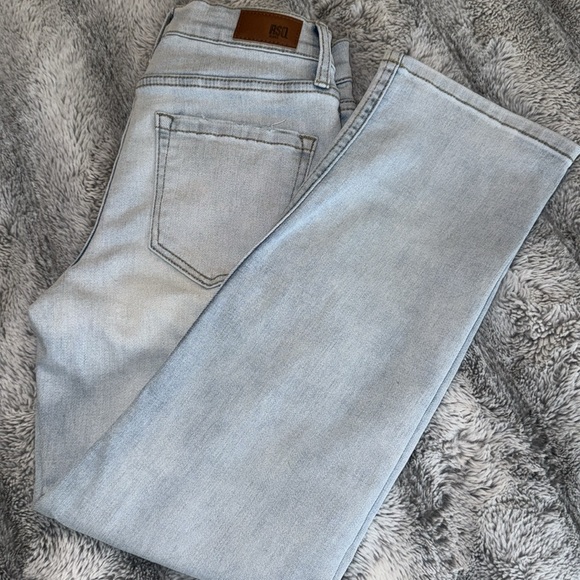 RSQ Girls' Light-Wash Straight Leg Jeans - Size 10 Slim - Picture 5 of 7